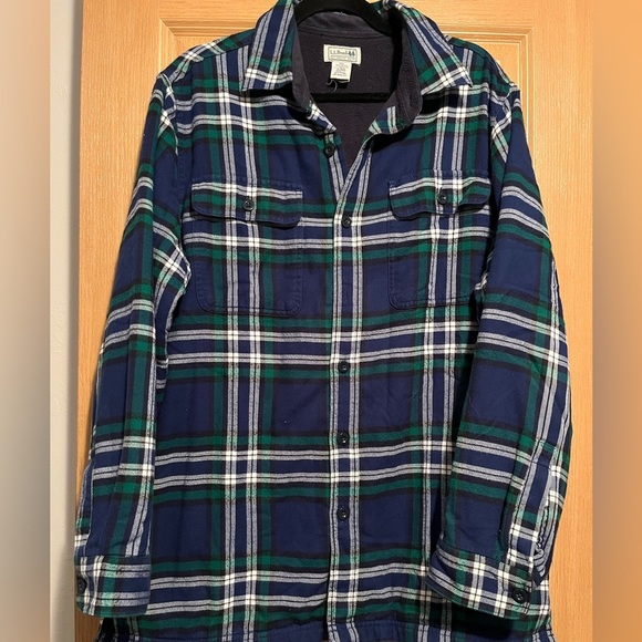 L.L. Bean Fleece Lined Flannel - Picture 1 of 9